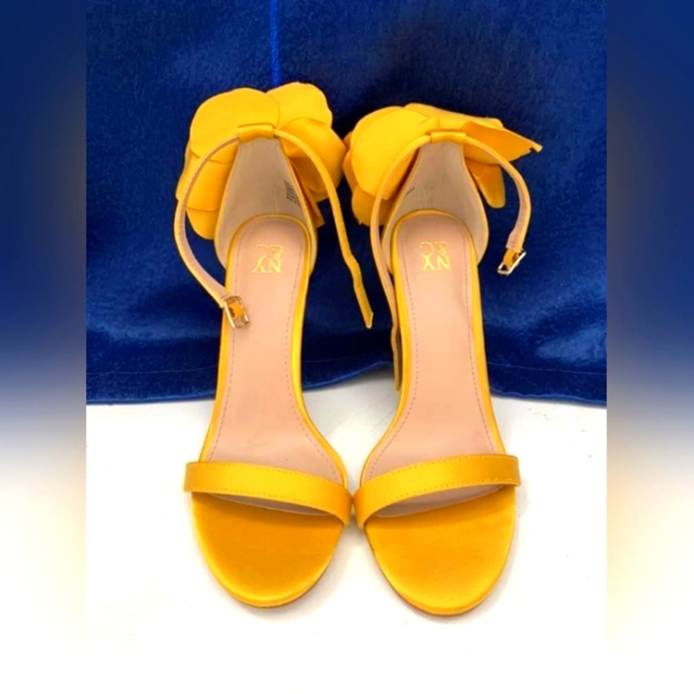 Yellow High Heels from NY&C Size:8/8.5